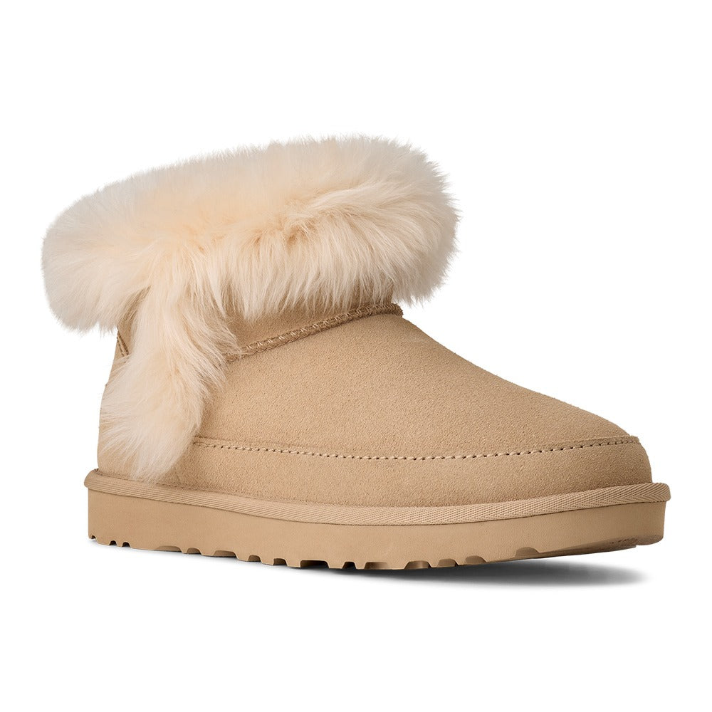 Classic Ultra Mini Chalet