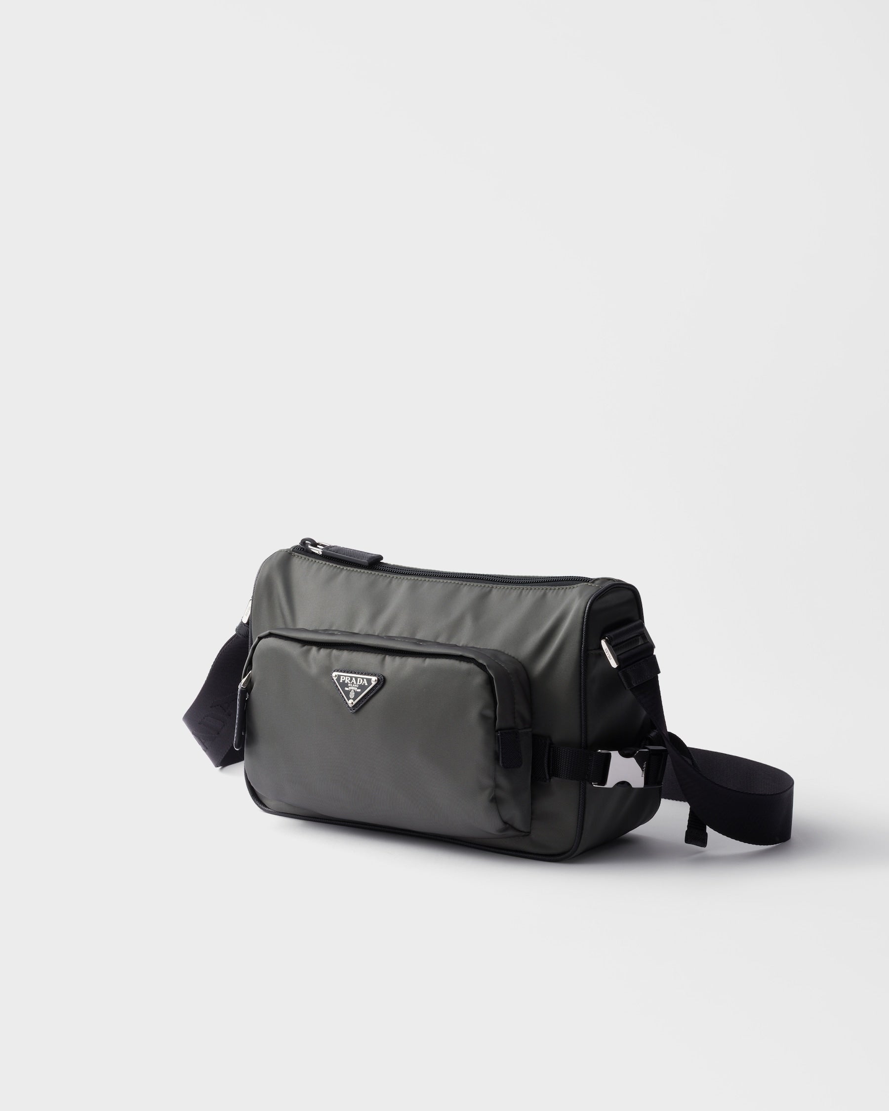 Sac de taille moyenne porté épaule en Re-Nylon et cuir Saffiano